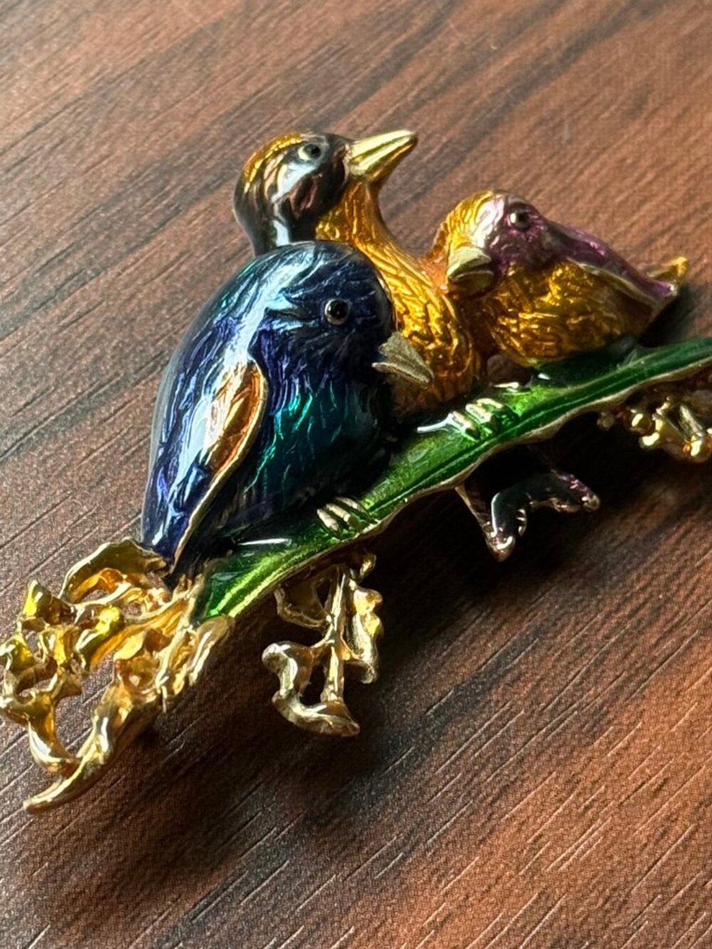 Vintage Signed Enamel Birds on Branch Brooch - Picture 4 of 5
